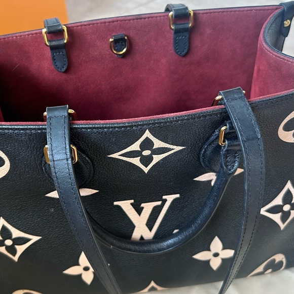 AUTHENTIC Louis Vuitton MM OnTheGo Handbag - Picture 2 of 11
